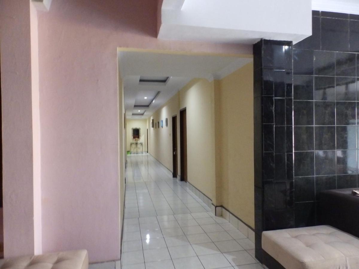 Bahari Family Hotel Bitung Exteriér fotografie